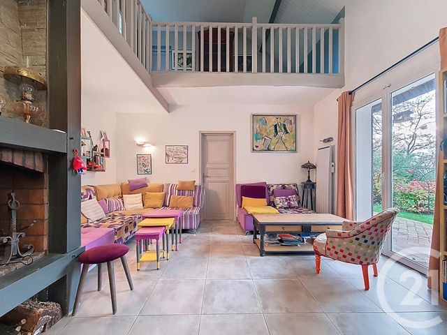 maison à vendre - 7 pièces - 160.9 m2 - CHENNEVIERES SUR MARNE - 94 - ILE-DE-FRANCE - Century 21 Cnt Immobilier