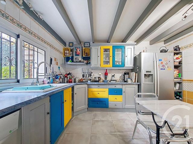 maison à vendre - 7 pièces - 160.9 m2 - CHENNEVIERES SUR MARNE - 94 - ILE-DE-FRANCE - Century 21 Cnt Immobilier