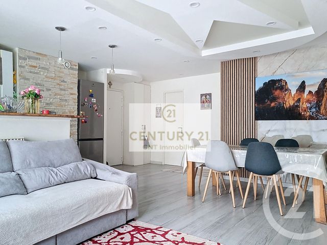 Appartement F3 à vendre - 3 pièces - 63.89 m2 - CHENNEVIERES SUR MARNE - 94 - ILE-DE-FRANCE - Century 21 Cnt Immobilier