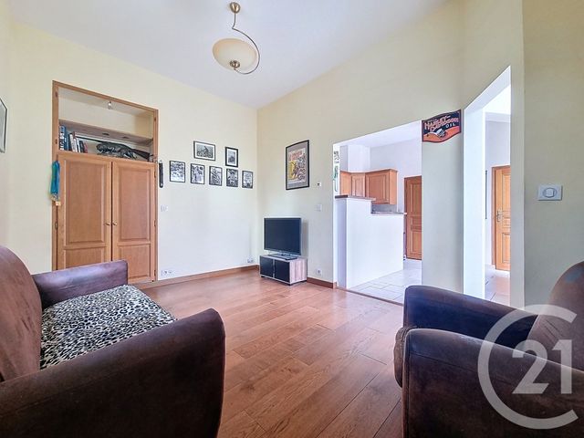 Appartement F2 à vendre - 2 pièces - 45.37 m2 - CHENNEVIERES SUR MARNE - 94 - ILE-DE-FRANCE - Century 21 Cnt Immobilier