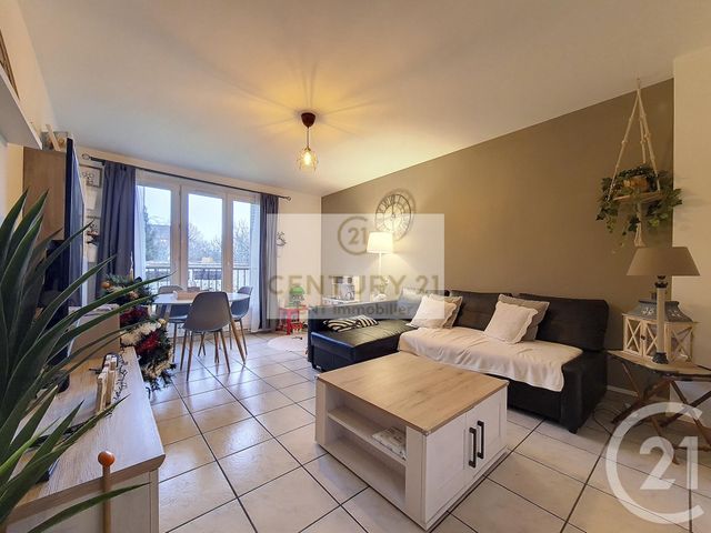 Appartement F3 à vendre - 3 pièces - 56.0 m2 - CHENNEVIERES SUR MARNE - 94 - ILE-DE-FRANCE - Century 21 Cnt Immobilier