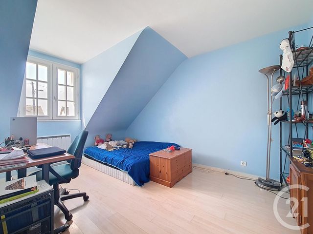 maison à vendre - 7 pièces - 179.0 m2 - CHENNEVIERES SUR MARNE - 94 - ILE-DE-FRANCE - Century 21 Cnt Immobilier