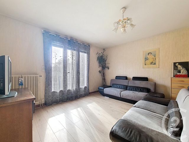 maison à vendre - 6 pièces - 117.0 m2 - CHENNEVIERES SUR MARNE - 94 - ILE-DE-FRANCE - Century 21 Cnt Immobilier