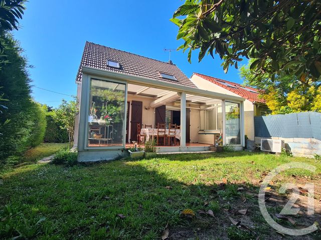 maison à vendre - 6 pièces - 117.0 m2 - CHENNEVIERES SUR MARNE - 94 - ILE-DE-FRANCE - Century 21 Cnt Immobilier