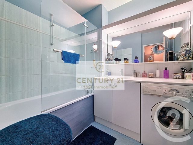 Appartement F3 à vendre - 3 pièces - 61.81 m2 - CHENNEVIERES SUR MARNE - 94 - ILE-DE-FRANCE - Century 21 Cnt Immobilier