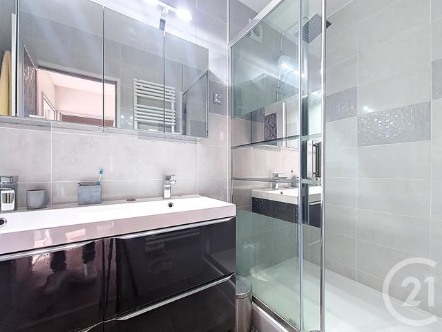 Appartement F3 à vendre - 3 pièces - 60.53 m2 - CHENNEVIERES SUR MARNE - 94 - ILE-DE-FRANCE - Century 21 Cnt Immobilier