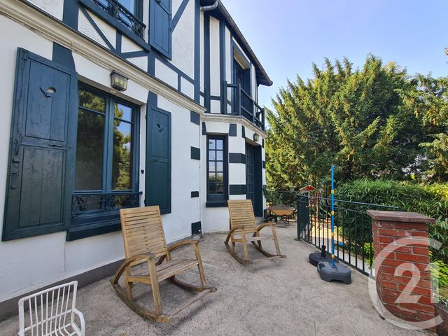 Maison à vendre LA VARENNE ST HILAIRE