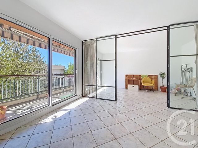 Appartement F3 à vendre - 3 pièces - 66.31 m2 - CHENNEVIERES SUR MARNE - 94 - ILE-DE-FRANCE - Century 21 Cnt Immobilier