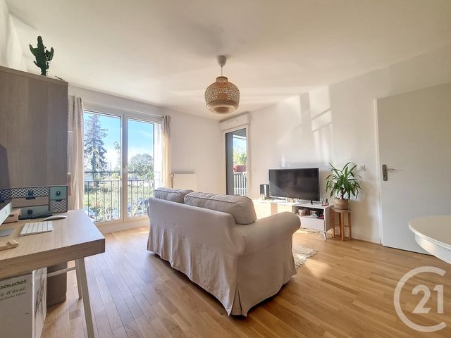 Afficher la photo en grand Appartement F3 à vendre - 3 pièces - 57.88 m2 - ORMESSON SUR MARNE - 94 - ILE-DE-FRANCE - Century 21 Cnt Immobilier