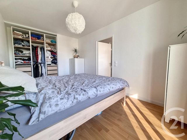 Afficher la photo en grand Appartement F3 à vendre - 3 pièces - 57.88 m2 - ORMESSON SUR MARNE - 94 - ILE-DE-FRANCE - Century 21 Cnt Immobilier