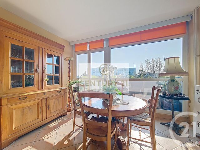 Appartement F2 à vendre - 2 pièces - 51.16 m2 - CHENNEVIERES SUR MARNE - 94 - ILE-DE-FRANCE - Century 21 Cnt Immobilier