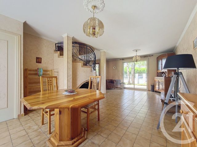 maison à vendre - 7 pièces - 145.85 m2 - ORMESSON SUR MARNE - 94 - ILE-DE-FRANCE - Century 21 Cnt Immobilier