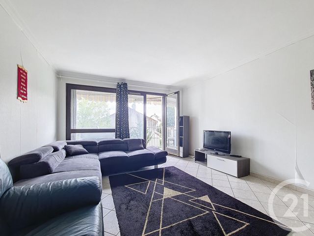 Appartement F4 à vendre - 4 pièces - 81.23 m2 - CHENNEVIERES SUR MARNE - 94 - ILE-DE-FRANCE - Century 21 Cnt Immobilier