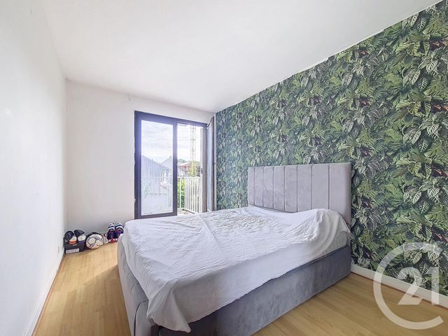 Appartement F4 à vendre - 4 pièces - 81.23 m2 - CHENNEVIERES SUR MARNE - 94 - ILE-DE-FRANCE - Century 21 Cnt Immobilier