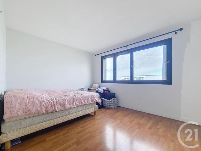 Appartement F4 à vendre - 4 pièces - 81.23 m2 - CHENNEVIERES SUR MARNE - 94 - ILE-DE-FRANCE - Century 21 Cnt Immobilier