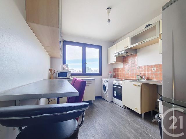 Appartement F4 à vendre - 4 pièces - 81.23 m2 - CHENNEVIERES SUR MARNE - 94 - ILE-DE-FRANCE - Century 21 Cnt Immobilier