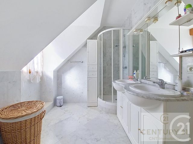 maison à vendre - 5 pièces - 110.0 m2 - CHENNEVIERES SUR MARNE - 94 - ILE-DE-FRANCE - Century 21 Cnt Immobilier