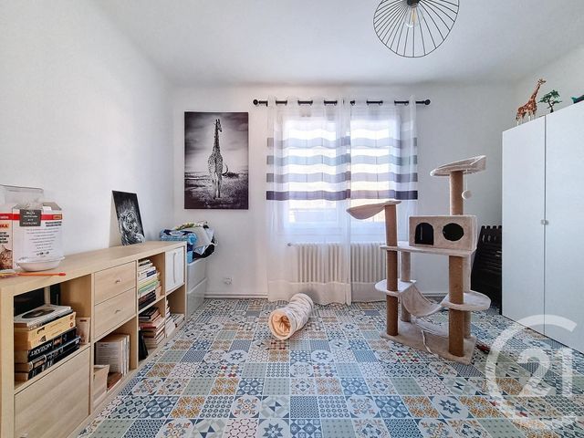 Appartement F4 à vendre - 4 pièces - 75.95 m2 - CHENNEVIERES SUR MARNE - 94 - ILE-DE-FRANCE - Century 21 Cnt Immobilier