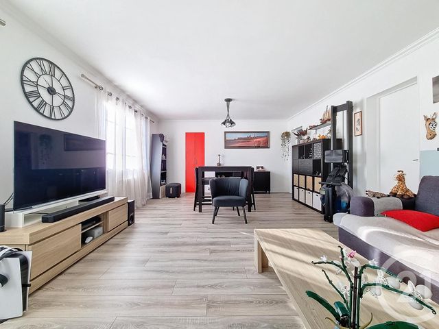 Appartement F4 à vendre - 4 pièces - 75.95 m2 - CHENNEVIERES SUR MARNE - 94 - ILE-DE-FRANCE - Century 21 Cnt Immobilier