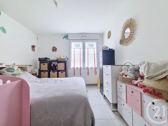 Appartement F3 à vendre - 3 pièces - 66.7 m2 - CHENNEVIERES SUR MARNE - 94 - ILE-DE-FRANCE - Century 21 Cnt Immobilier