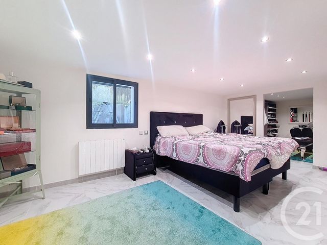 maison à vendre - 7 pièces - 185.0 m2 - CHENNEVIERES SUR MARNE - 94 - ILE-DE-FRANCE - Century 21 Cnt Immobilier