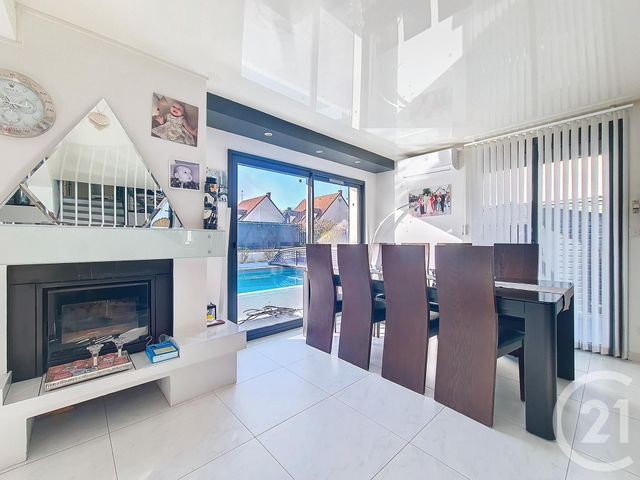 maison à vendre - 7 pièces - 185.0 m2 - CHENNEVIERES SUR MARNE - 94 - ILE-DE-FRANCE - Century 21 Cnt Immobilier