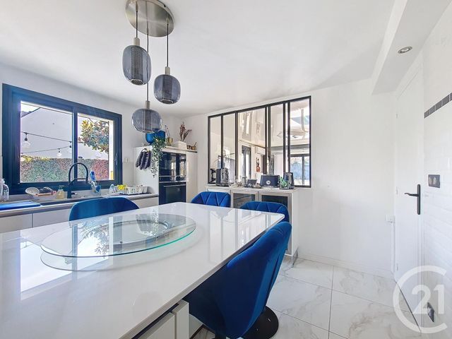 maison à vendre - 7 pièces - 185.0 m2 - CHENNEVIERES SUR MARNE - 94 - ILE-DE-FRANCE - Century 21 Cnt Immobilier