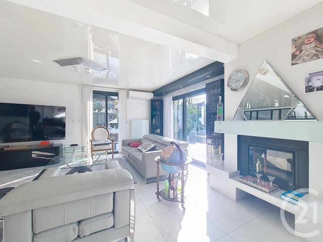 maison à vendre - 7 pièces - 185.0 m2 - CHENNEVIERES SUR MARNE - 94 - ILE-DE-FRANCE - Century 21 Cnt Immobilier