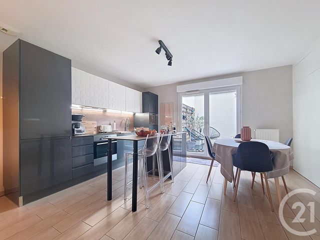 Appartement F4 à vendre - 4 pièces - 74.8 m2 - CHENNEVIERES SUR MARNE - 94 - ILE-DE-FRANCE - Century 21 Cnt Immobilier