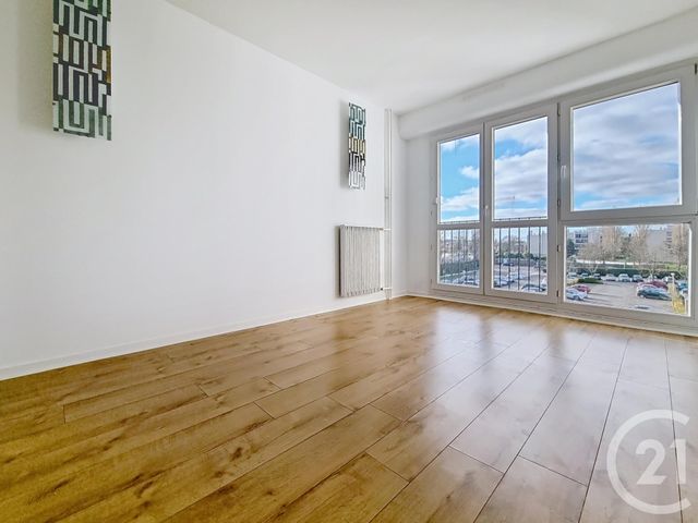 Appartement F3 à louer - 3 pièces - 65.63 m2 - CHENNEVIERES SUR MARNE - 94 - ILE-DE-FRANCE - Century 21 Cnt Immobilier
