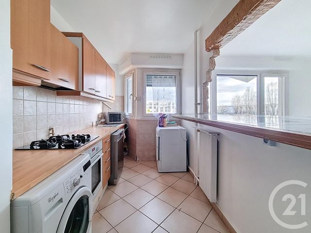 Appartement F3 à louer - 3 pièces - 65.63 m2 - CHENNEVIERES SUR MARNE - 94 - ILE-DE-FRANCE - Century 21 Cnt Immobilier