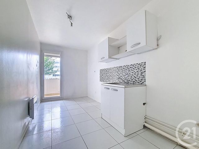 Afficher la photo en grand Appartement F2 à vendre - 2 pièces - 52.14 m2 - CHENNEVIERES SUR MARNE - 94 - ILE-DE-FRANCE - Century 21 Cnt Immobilier