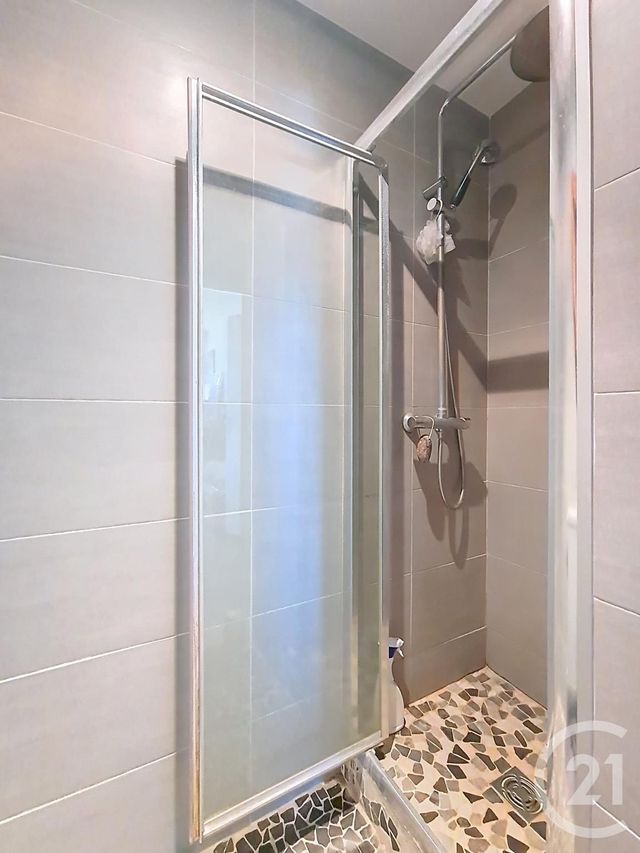 Appartement F5 à vendre - 5 pièces - 85.01 m2 - CHENNEVIERES SUR MARNE - 94 - ILE-DE-FRANCE - Century 21 Cnt Immobilier