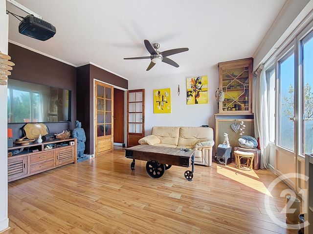 Appartement F5 à vendre - 5 pièces - 85.01 m2 - CHENNEVIERES SUR MARNE - 94 - ILE-DE-FRANCE - Century 21 Cnt Immobilier