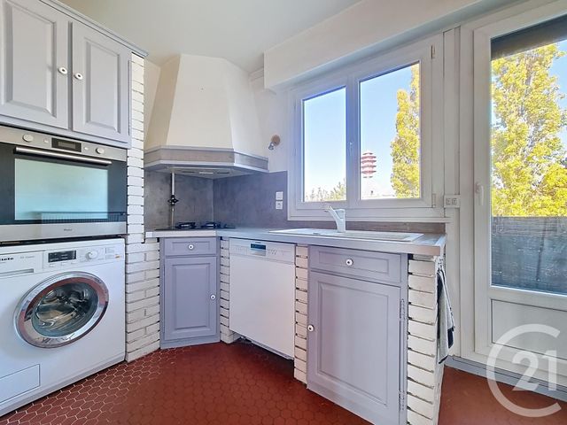 Appartement F5 à vendre - 5 pièces - 85.01 m2 - CHENNEVIERES SUR MARNE - 94 - ILE-DE-FRANCE - Century 21 Cnt Immobilier