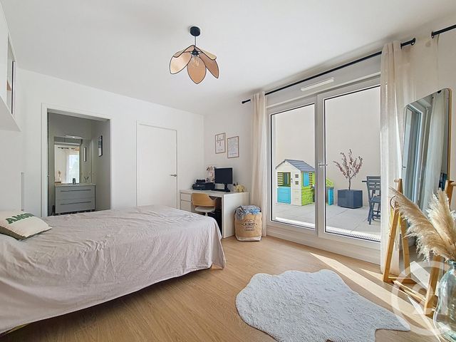 Appartement F4 à vendre - 4 pièces - 91.0 m2 - CHENNEVIERES SUR MARNE - 94 - ILE-DE-FRANCE - Century 21 Cnt Immobilier