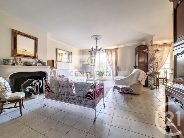 maison à vendre - 6 pièces - 141.88 m2 - CHENNEVIERES SUR MARNE - 94 - ILE-DE-FRANCE - Century 21 Cnt Immobilier