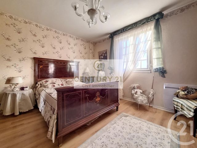 maison à vendre - 6 pièces - 141.88 m2 - CHENNEVIERES SUR MARNE - 94 - ILE-DE-FRANCE - Century 21 Cnt Immobilier