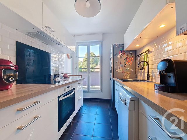 Appartement F4 à vendre - 4 pièces - 77.13 m2 - CHENNEVIERES SUR MARNE - 94 - ILE-DE-FRANCE - Century 21 Cnt Immobilier