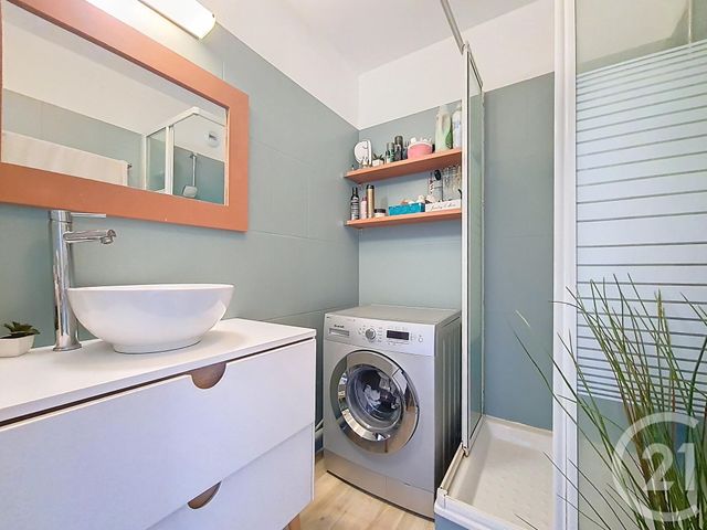 Appartement F4 à vendre - 4 pièces - 77.13 m2 - CHENNEVIERES SUR MARNE - 94 - ILE-DE-FRANCE - Century 21 Cnt Immobilier