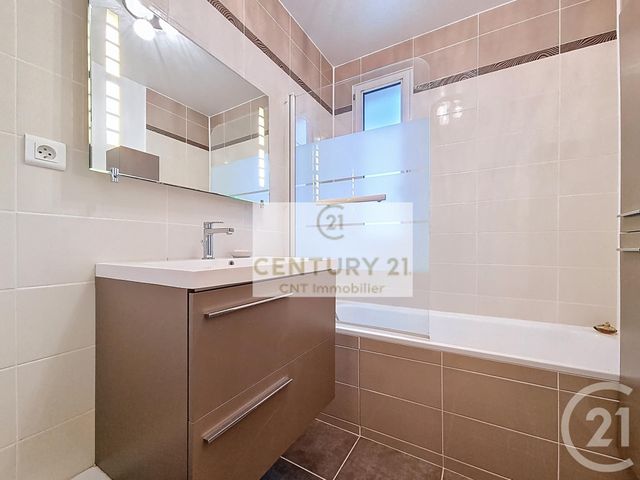 Appartement F3 à vendre - 3 pièces - 70.23 m2 - CHENNEVIERES SUR MARNE - 94 - ILE-DE-FRANCE - Century 21 Cnt Immobilier