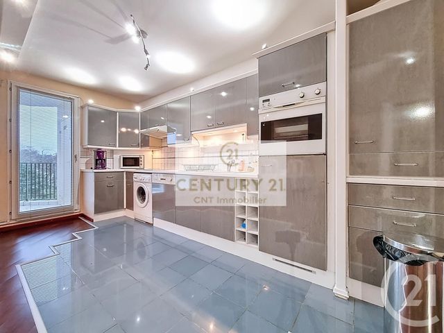 Appartement F3 à vendre - 3 pièces - 70.23 m2 - CHENNEVIERES SUR MARNE - 94 - ILE-DE-FRANCE - Century 21 Cnt Immobilier