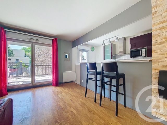 Afficher la photo en grand Appartement F3 à vendre - 3 pièces - 74.24 m2 - CHENNEVIERES SUR MARNE - 94 - ILE-DE-FRANCE - Century 21 Cnt Immobilier