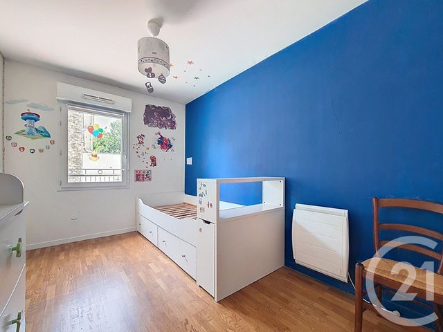 Afficher la photo en grand Appartement F3 à vendre - 3 pièces - 74.24 m2 - CHENNEVIERES SUR MARNE - 94 - ILE-DE-FRANCE - Century 21 Cnt Immobilier