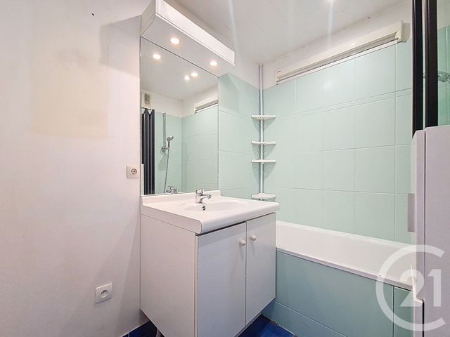 Afficher la photo en grand Appartement F3 à vendre - 3 pièces - 74.24 m2 - CHENNEVIERES SUR MARNE - 94 - ILE-DE-FRANCE - Century 21 Cnt Immobilier