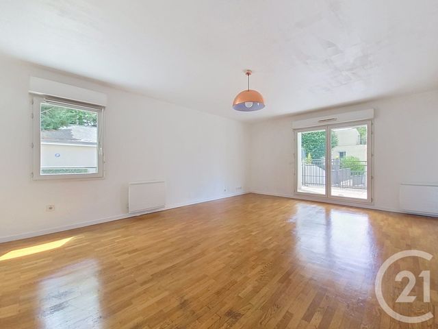 Appartement F3 à vendre - 3 pièces - 74.24 m2 - CHENNEVIERES SUR MARNE - 94 - ILE-DE-FRANCE - Century 21 Cnt Immobilier