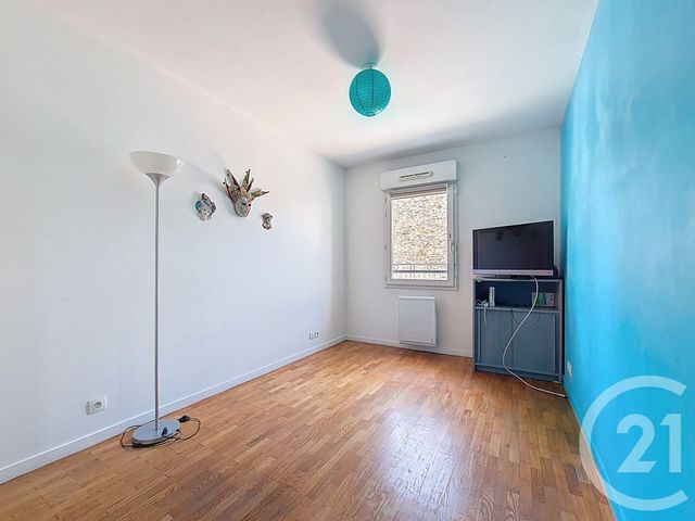 Afficher la photo en grand Appartement F3 à vendre - 3 pièces - 74.24 m2 - CHENNEVIERES SUR MARNE - 94 - ILE-DE-FRANCE - Century 21 Cnt Immobilier
