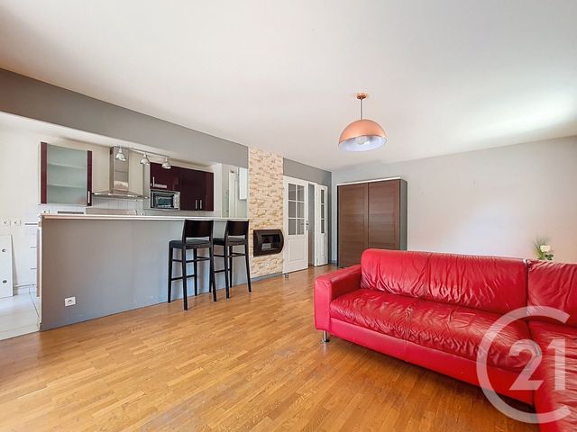 Afficher la photo en grand Appartement F3 à vendre - 3 pièces - 74.24 m2 - CHENNEVIERES SUR MARNE - 94 - ILE-DE-FRANCE - Century 21 Cnt Immobilier