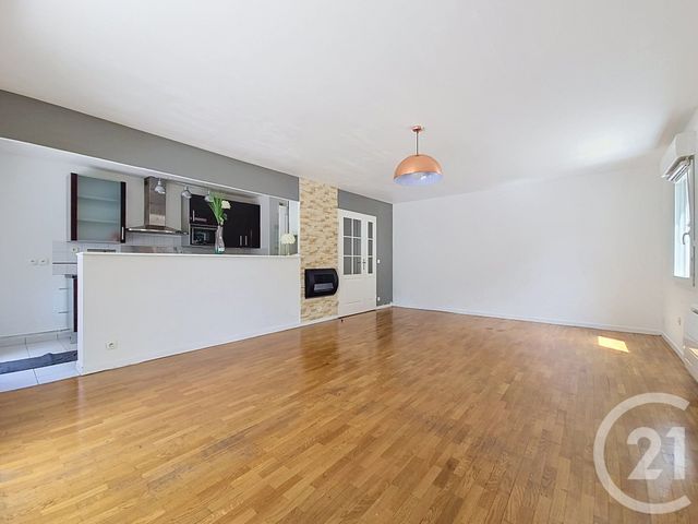 Appartement F3 à vendre - 3 pièces - 74.24 m2 - CHENNEVIERES SUR MARNE - 94 - ILE-DE-FRANCE - Century 21 Cnt Immobilier