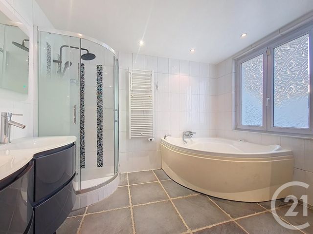 maison à vendre - 5 pièces - 123.0 m2 - CHENNEVIERES SUR MARNE - 94 - ILE-DE-FRANCE - Century 21 Cnt Immobilier